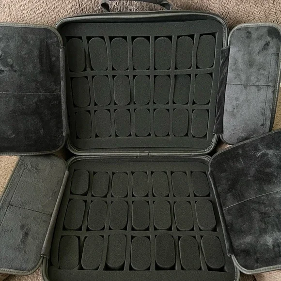 NEW Black 42 Watch Storage Case - Picture 7 of 15